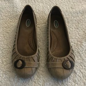 Khaki/bronze distressed flats with buckle